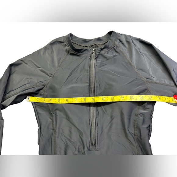 DACI women’s black long sleeve front half zip rashguard surfsuit NWT - Picture 15 of 16